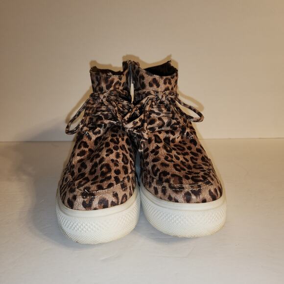 VERY G by BUCKLE Hidden Wedge Sneaker Shoe Boot Womens 9 Ursula Leopard Print - Picture 3 of 9